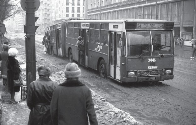 autobuz perioada comunista