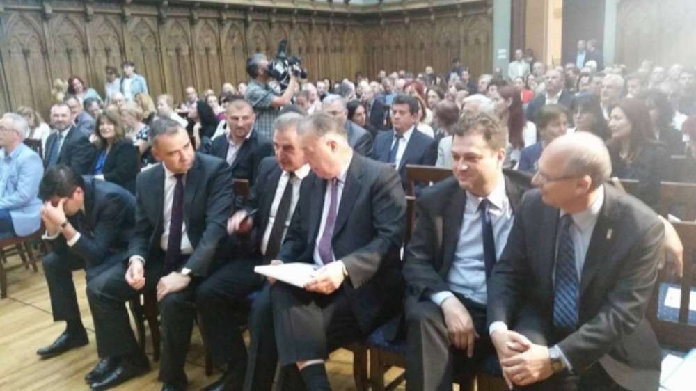 Ce a facut senatorul Victorel Lupu timp de 5 luni in Parlamentul Romanei