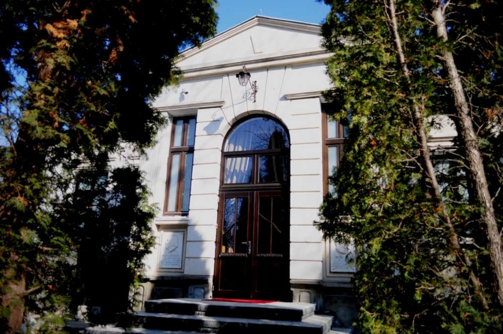 Aniversare la Muzeul „Poni-Cernătescu” – 30 de ani de la deschiderea pentru public