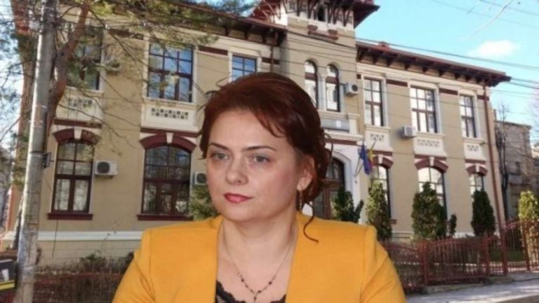 Erori bizare la varful ISJ Iasi. Fiul inspectoarei generale de la ISJ Iasi, urcat pe podium-ul olimpicilor dupa fiecare contestatie