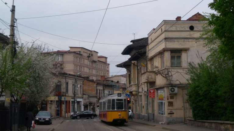 FOTO. Imaginile groazei! Champs-Élysées-ul Iasului, distrus in mod voit de interesele de clan ale primarului Chirica