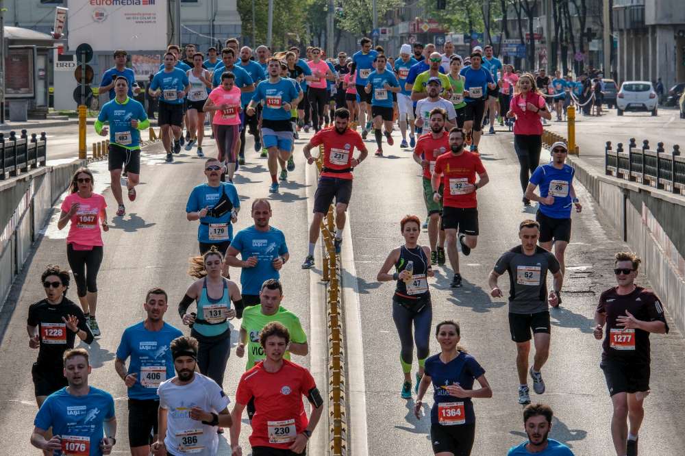 Semimaraton Iași 2019  - „Aleargă cu inima!”  la cea mai așteptată  competiție anuală de alergare urbană din capitala Moldovei
