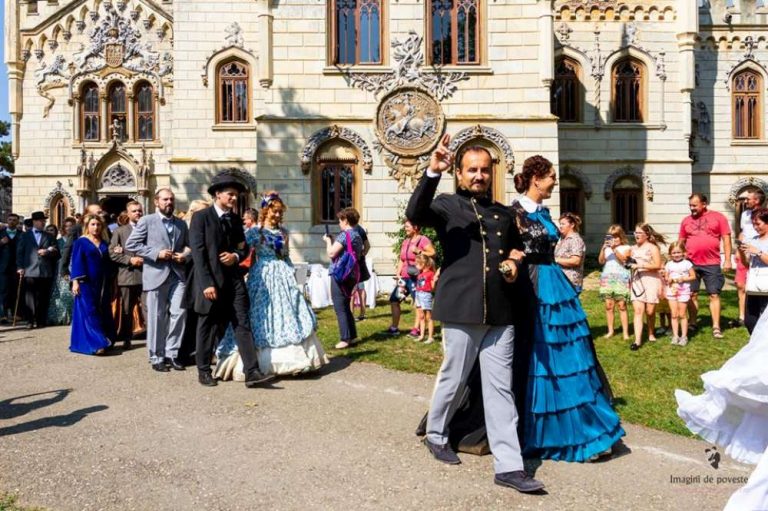 Intoarcere în timp, într-o nouă „Călătorie la 1900”, la Castelul Miclăuseni