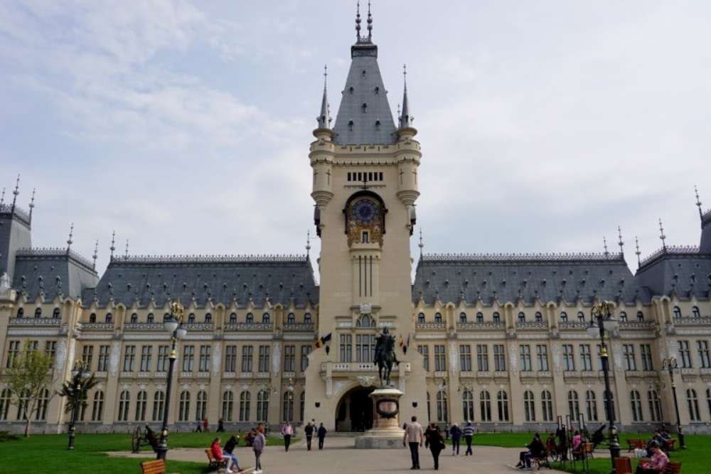 Ziua Națională a României - sărbătorită alături de vizitatori la Palatul Culturii din Iași
