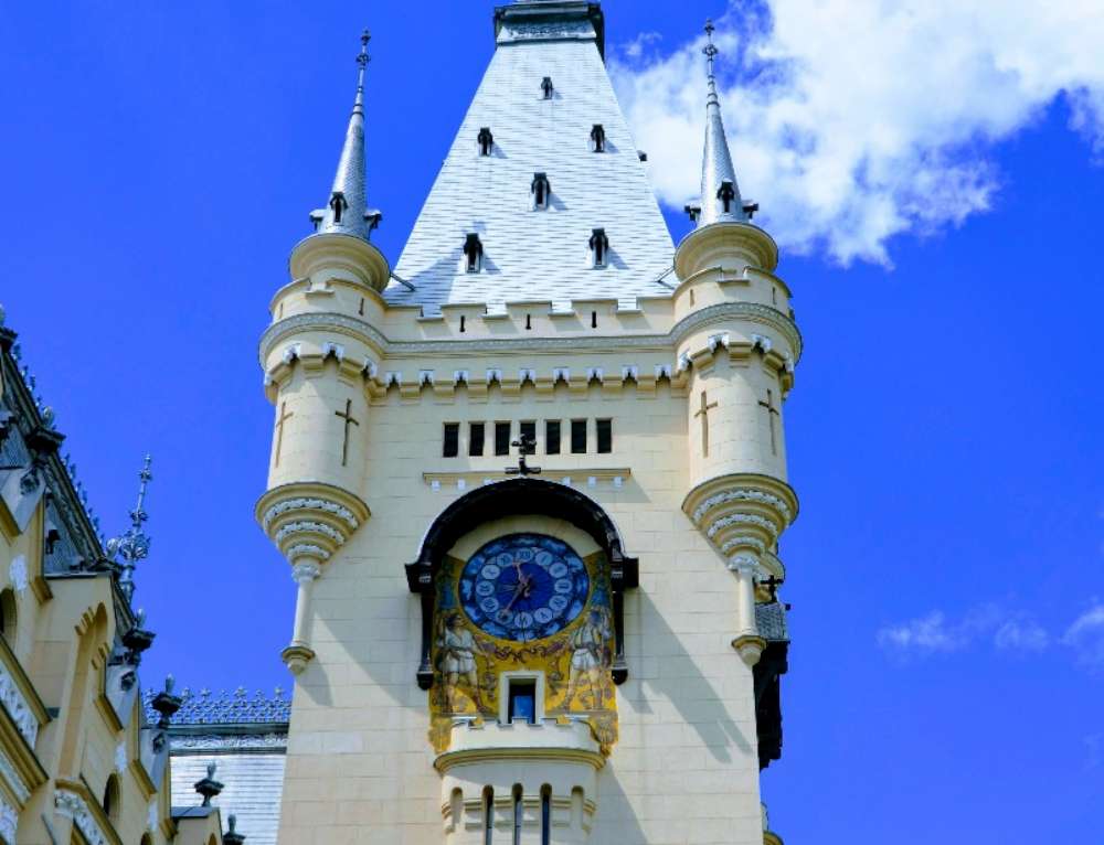 Instalație inovatoare în Turnul cu Ceas al Palatului Culturii: „Hora Unirii” și ora exactă pot fi ascultate de la Iași, oriunde în lume
