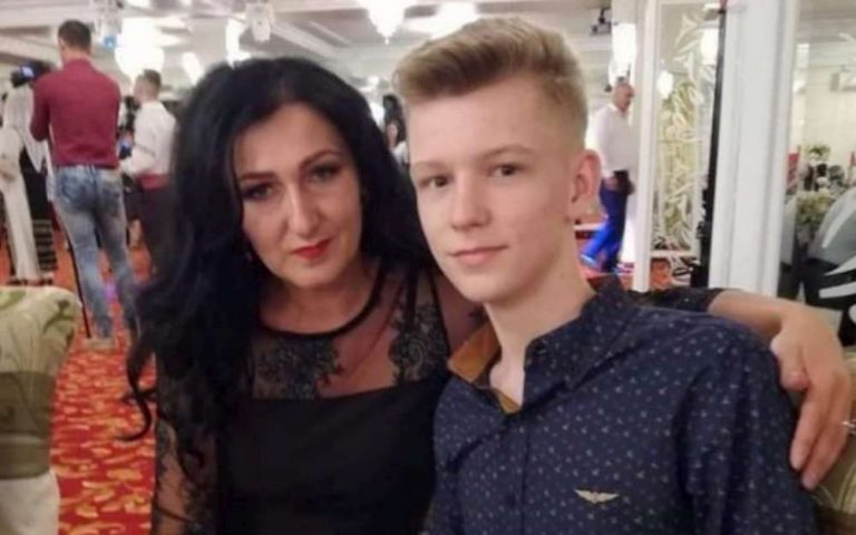 Româncă de 41 de ani, moartă într-un spital din Germania. Fiul de 19 ani are nevoie de bani pentru a o aduce acasă