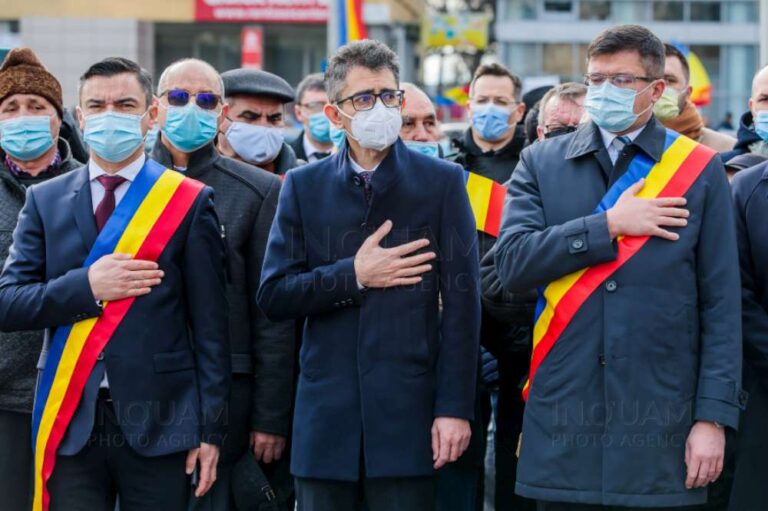 Fanfaronada de Ziua Nationala va avea loc in Piata Palatului