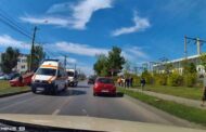 Accident pe Calea Chișinăului! Un autoturism s-a răsturnat pe șinele de tramvai
