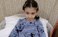 Cristina, fetita care s-a nascut cu o gaura in inima, are nevoie de bani pentru operatie