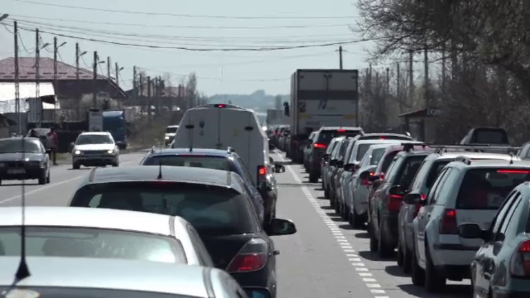 Consilierii dezastrului! Sute de vile si blocuri autorizate sa sufoce si mai mult traficul de pe poteca care leaga Visanul de soseaua Bucium